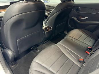 MERCEDES-BENZ GLC 2.1 GLC250d AMG Line SUV 5dr Diesel G-Tronic+ 4MATIC Euro 6 (s/s