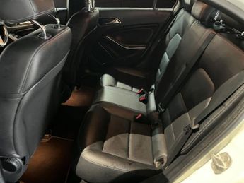 MERCEDES-BENZ A-CLASS 1.5 A180 CDI Sport Edition Hatchback 5dr Diesel 7G-DCT Euro 5 (s