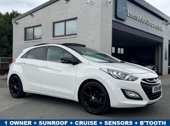 Hyundai I30 1.6 SE Hatchback 5dr Petrol Manual Euro 5 (Panoramic Roof) (120 