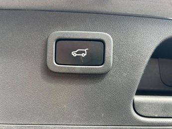 JAGUAR E-PACE 2.0 D180 SE SUV 5dr Diesel Auto AWD Euro 6 (s/s) (180 ps)