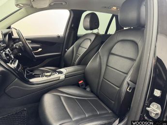 MERCEDES-BENZ GLC 2.1 GLC220d Urban Edition SUV 5dr Diesel G-Tronic+ 4MATIC Euro 6