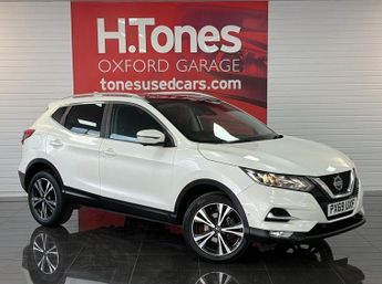 Nissan Qashqai 1.7 dCi N-Connecta SUV 5dr Diesel Manual Euro 6 (s/s) (150 ps)