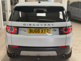 LAND ROVER DISCOVERY SPORT 2.0 TD4 HSE SUV 5dr Diesel Auto 4WD Euro 6 (s/s) (180 ps)