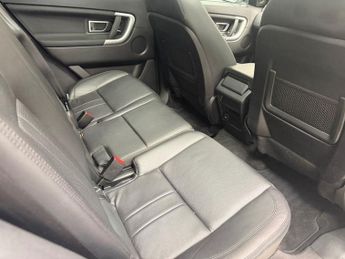 LAND ROVER DISCOVERY SPORT 2.0 TD4 HSE SUV 5dr Diesel Auto 4WD Euro 6 (s/s) (180 ps)