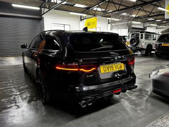 JAGUAR XF 3.0d V6 S Sportbrake 5dr Diesel Auto Euro 6 (s/s) (300 ps)