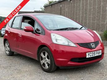 Honda Jazz 1.4 i-VTEC ES Hatchback 5 Door Petrol Manual Red 1 Former Keeper