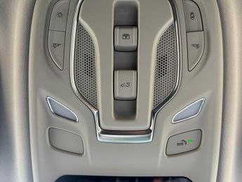 MG MG HS 1.5 T-GDI Exclusive SUV 5dr Petrol DCT Euro 6 (s/s) (162 ps)