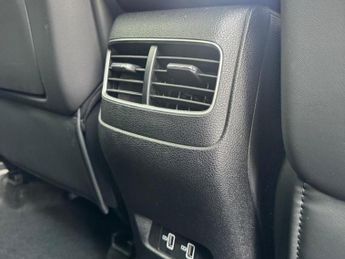 MG MG HS 1.5 T-GDI Exclusive SUV 5dr Petrol DCT Euro 6 (s/s) (162 ps)