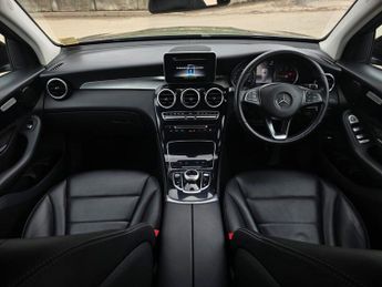 MERCEDES-BENZ GLC 2.1 GLC220d Urban Edition SUV 5dr Diesel G-Tronic+ 4MATIC Euro 6