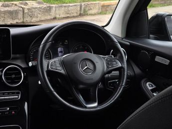 MERCEDES-BENZ GLC 2.1 GLC220d Urban Edition SUV 5dr Diesel G-Tronic+ 4MATIC Euro 6