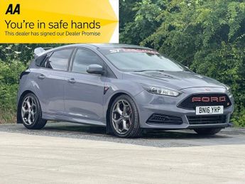Ford Focus 2.0 TDCi ST-3 Hatchback 5dr Diesel Manual Euro 6 (s/s) (185 ps)