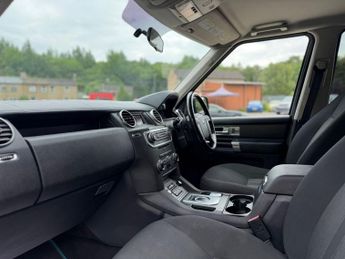 LAND ROVER DISCOVERY 4 3.0 SD V6 GS SUV 5dr Diesel Auto 4WD Euro 5 (255 bhp)