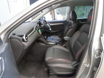 MG MG ZS 1.0 T-GDI Exclusive SUV 5dr Petrol Auto Euro 6 (111 ps)