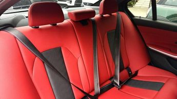 BMW M3 3.0 BiTurbo Competition Steptronic M xDrive Euro 6 (s/s) 4dr
