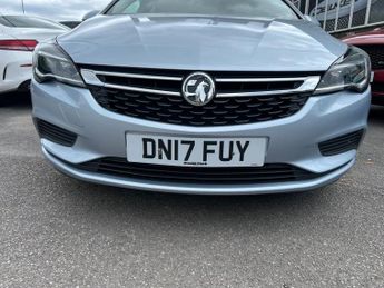 VAUXHALL ASTRA 1.4i Turbo Design Hatchback 5dr Petrol Auto Euro 6 (s/s) (150 ps