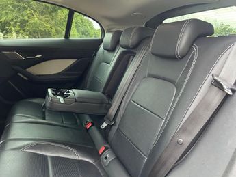 JAGUAR I-PACE 400 90kWh SE SUV 5dr Electric Auto 4WD (400 ps)