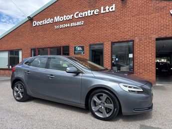 VOLVO V40 1.5 T3 GPF Inscription Hatchback 5dr Petrol Auto Euro 6 (s/s) (1