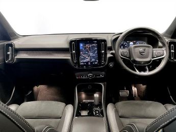 VOLVO XC40 2.0 T4 R-Design Pro SUV 5dr Petrol Auto AWD Euro 6 (s/s) (190 ps