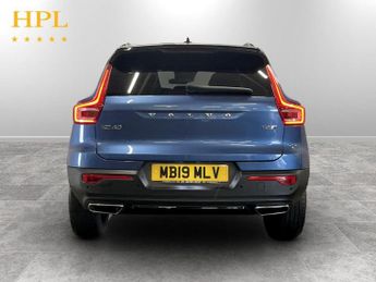 VOLVO XC40 2.0 T4 R-Design Pro SUV 5dr Petrol Auto AWD Euro 6 (s/s) (190 ps