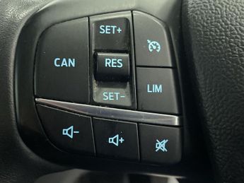 FORD FOCUS 1.5 EcoBlue Zetec Estate 5dr Diesel Manual Euro 6 (s/s) (120 ps)
