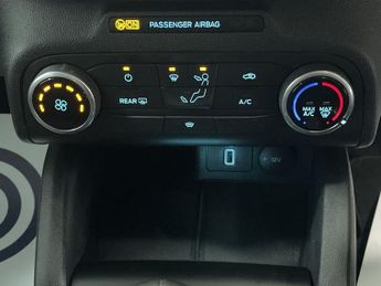 FORD FOCUS 1.5 EcoBlue Zetec Estate 5dr Diesel Manual Euro 6 (s/s) (120 ps)
