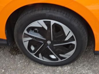 MG Mg4 64kWh Trophy Long Range Hatchback 5dr Electric Auto (203 ps)