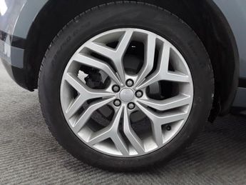 LAND ROVER RANGE ROVER EVOQUE 1.5 P300e 12.2kWh R-Dynamic SE SUV 5dr Petrol Plug-in Hybrid Aut