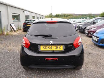 PEUGEOT 208 1.2 VTi Style Hatchback 3dr Petrol Manual Euro 5 (82 ps)