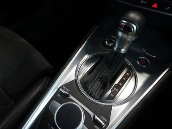 AUDI TT 2.0 TFSI 40 S line Coupe 3dr Petrol S Tronic Euro 6 (s/s) (197 p