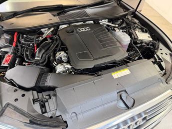 AUDI A6 AVANT 2.0 TDI 40 S line Estate 5dr Diesel S Tronic Euro 6 (s/s) (204 p