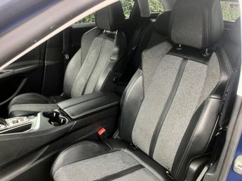 PEUGEOT 3008 1.2 PureTech GPF Allure SUV 5dr Petrol EAT Euro 6 (s/s) (130 ps)
