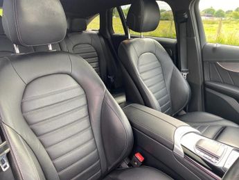 MERCEDES-BENZ EQC EQC 400 80kWh AMG Line (Premium) SUV 5dr Electric Auto 4MATIC (4