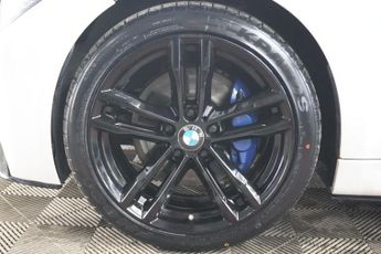 BMW 3 SERIES 2.0 320d M Sport Shadow Edition Saloon 4dr Diesel Auto Euro 6 (s
