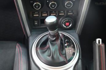 TOYOTA GT86 2.0 Boxer D-4S Coupe 2dr Petrol Auto Euro 5 (200 ps)