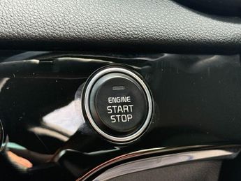 KIA SPORTAGE 1.6 T-GDi GT-Line SUV 5dr Petrol DCT AWD Euro 6 (s/s) (174 bhp)