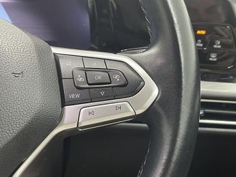VOLKSWAGEN GOLF 1.5 eTSI MHEV Style Hatchback 5dr Petrol Hybrid DSG Euro 6 (s/s)