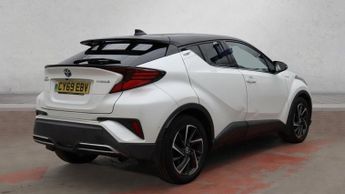 TOYOTA C-HR 2.0 VVT-h Dynamic SUV 5dr Petrol Hybrid CVT Euro 6 (s/s) (184 ps