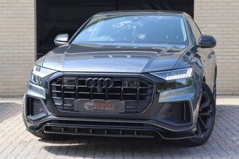 Audi Q8 3.0 TFSI E V6 60 COMPETITION QUATTRO 17.9KWH