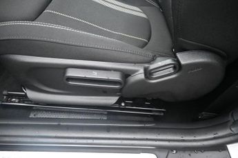 MINI Electric Hatch Cooper SE 32.6kWh Level 1 Hatchback 3dr Electric Auto (184 ps)