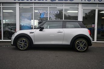 MINI Electric Hatch Cooper SE 32.6kWh Level 1 Hatchback 3dr Electric Auto (184 ps)