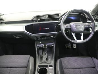 AUDI Q3 1.5 TFSI CoD 35 S line SUV 5dr Petrol S Tronic Euro 6 (s/s) (150