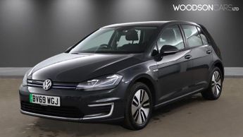 VOLKSWAGEN E-GOLF 35.8kWh e-Golf Hatchback 5dr Electric Auto (136 ps)