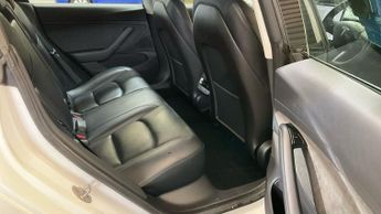 TESLA Model 3 Standard Range Plus Saloon 4dr Electric Auto RWD (241 bhp)