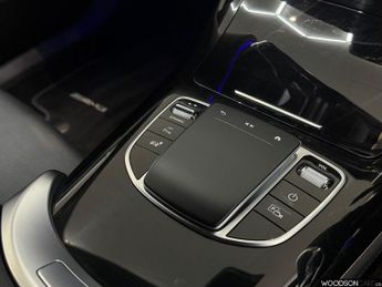 MERCEDES-BENZ EQC EQC 400 80kWh AMG Line SUV 5dr Electric Auto 4MATIC (408 ps)