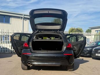 BMW 1 SERIES 1.5 118i Sport Hatchback 5dr Petrol DCT Euro 6 (s/s) (140 ps)