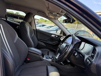 BMW 1 SERIES 1.5 118i Sport Hatchback 5dr Petrol DCT Euro 6 (s/s) (140 ps)