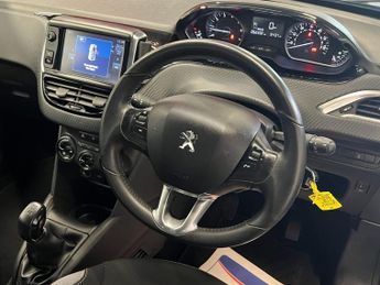 PEUGEOT 208 1.2 PureTech Active Hatchback 5dr Petrol Manual Euro 6 (82 ps)