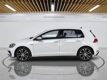 VOLKSWAGEN GOLF 2.0 TDI R-Line Hatchback 5dr Diesel DSG Euro 6 (s/s) (150 ps)