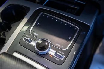 AUDI Q7 3.0 TDI V6 S line SUV 5dr Diesel Tiptronic quattro Euro 6 (s/s) 