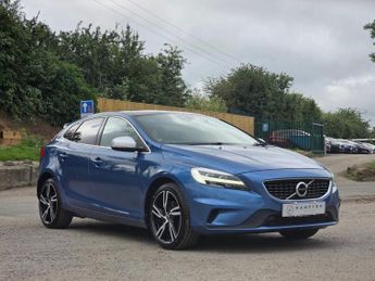 Volvo V40 2.0 T3 GPF R-Design Pro Hatchback 5dr Petrol Manual Euro 6 (s/s)
